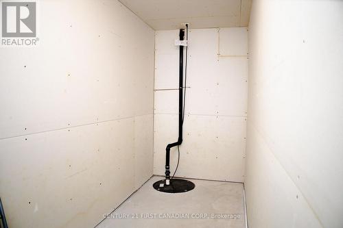 29 Hedges Court, St. Thomas, ON - Indoor