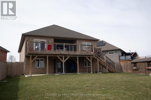 29 Hedges Court, St. Thomas, ON - Outdoor With Deck Patio Veranda