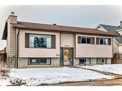 18507 98 AV NW  Edmonton, AB T5T 3E6