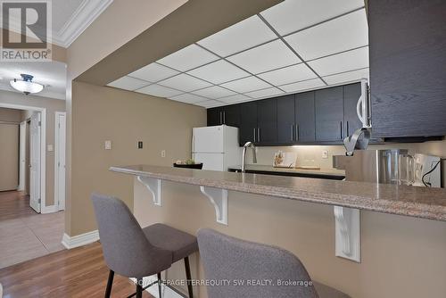 113 - 309 Major Mackenzie Drive E, Richmond Hill, ON - Indoor Photo Showing Kitchen