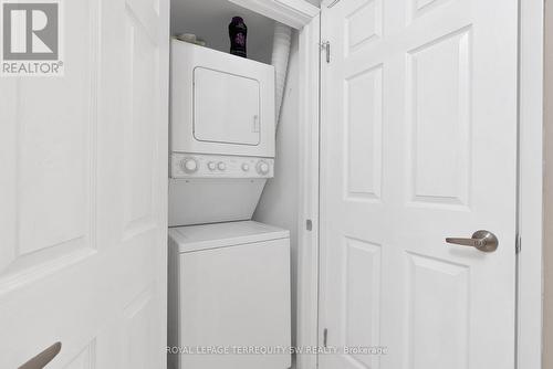 113 - 309 Major Mackenzie Drive E, Richmond Hill, ON - Indoor Photo Showing Laundry Room