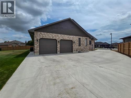 7 Tracy Drive, Chatham, ON - Outdoor