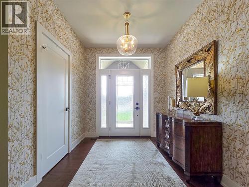 7 Tracy Drive, Chatham, ON - Indoor Photo Showing Other Room