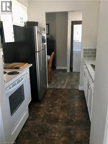 148 Green Valley Drive, Kitchener, ON - Indoor Photo Showing Kitchen
