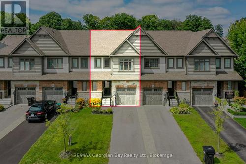 964 Wright Drive, Midland, ON - Outdoor With Facade