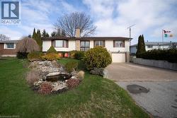 54 BEE Street Booth's Harbour, ON N0E 1P0