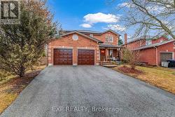 103 COMPTON CRESCENT Bradford West Gwillimbury, ON L3Z 2X7