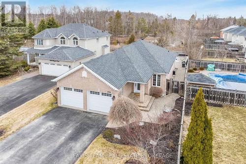 1056 WINNIFRED COURT  Innisfil, ON L9S 2B3