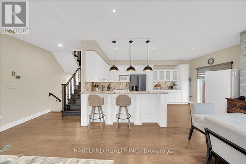 3770 Deepwood Heights, Mississauga, ON - Indoor Photo Showing Kitchen