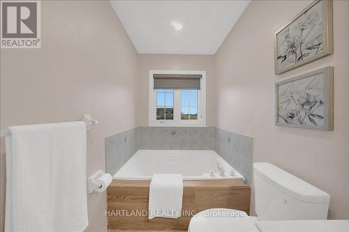 3770 Deepwood Heights, Mississauga, ON - Indoor