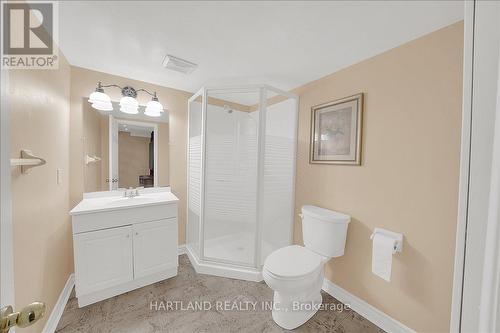 3770 Deepwood Heights, Mississauga, ON - Indoor Photo Showing Bathroom