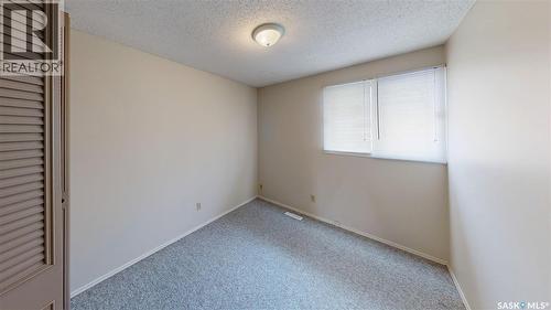6 Mackenzie Mews, Regina, SK - Indoor Photo Showing Other Room