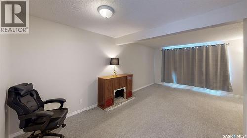 6 Mackenzie Mews, Regina, SK - Indoor