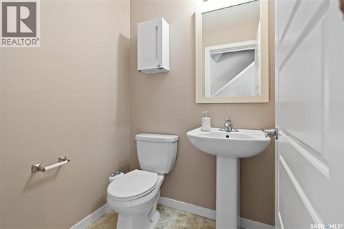 5001 Cornell Gate, Regina, SK - Indoor Photo Showing Bathroom