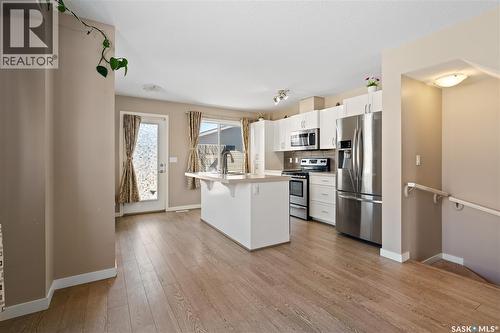 5001 Cornell Gate, Regina, SK - Indoor Photo Showing Kitchen With Stainless Steel Kitchen