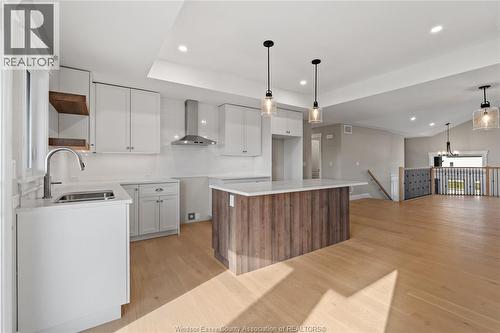 116 Bloomington, Chatham, ON - Indoor Photo Showing Kitchen With Double Sink With Upgraded Kitchen