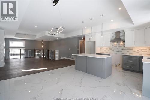 83 Bloomington, Chatham, ON - Indoor Photo Showing Kitchen With Upgraded Kitchen