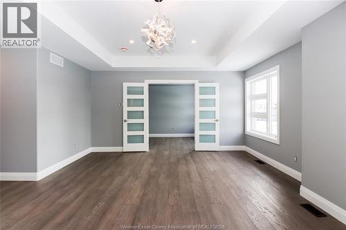 83 Bloomington, Chatham, ON - Indoor Photo Showing Other Room