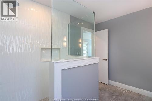 83 Bloomington, Chatham, ON - Indoor Photo Showing Other Room