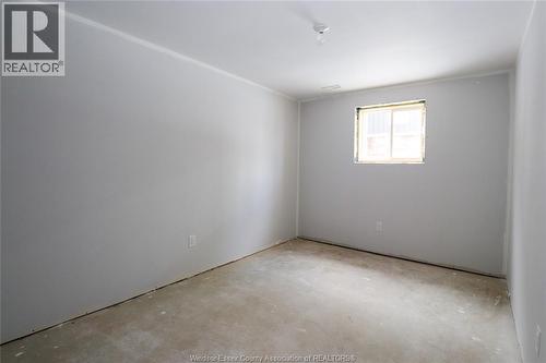 83 Bloomington, Chatham, ON - Indoor Photo Showing Other Room