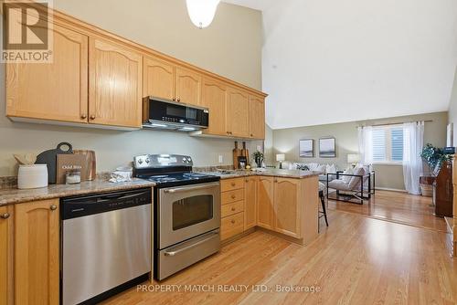 Stainless Steel Appliances - 680 Ormond Drive, Oshawa, ON - Indoor Photo Showing Kitchen