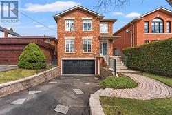 128 BURNDALE AVENUE Toronto, ON M2N 1S9