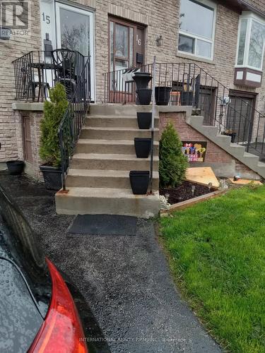 15 - 222 Pearson Street, Oshawa, ON - Outdoor