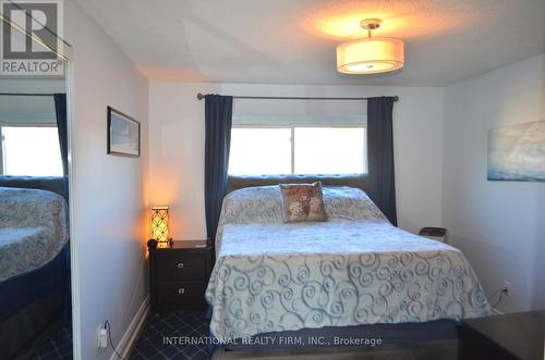 15 - 222 Pearson Street, Oshawa, ON - Indoor Photo Showing Bedroom