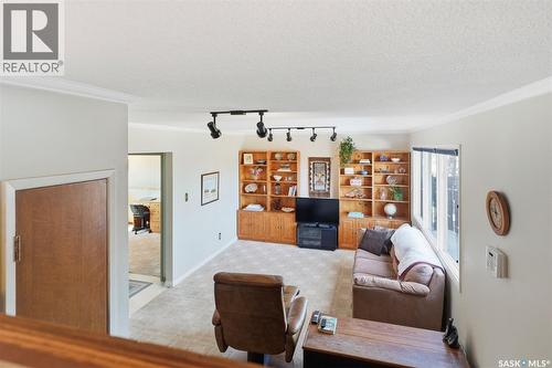 74 Harvard Crescent, Saskatoon, SK - Indoor Photo Showing Living Room