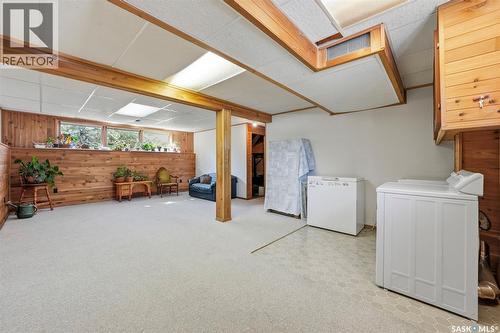 74 Harvard Crescent, Saskatoon, SK - Indoor Photo Showing Laundry Room