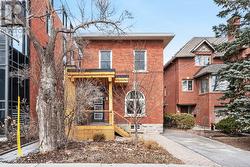 284 CRICHTON STREET  Ottawa, ON K1M 1W4