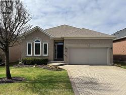 19 LONG STAN Whitchurch-Stouffville, ON L4A 1P5