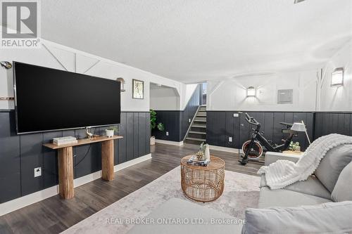 178 Delmar Drive, Hamilton, ON - Indoor