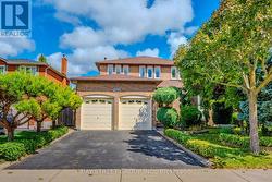 1394 PEARTREE CIRCLE Oakville, ON L6M 2J1