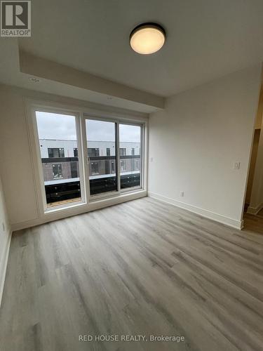 158 Everett Common, St. Catharines, ON - Indoor