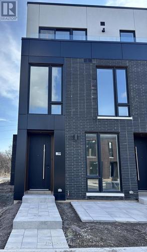 176 Everett Common, St. Catharines, ON - Outdoor