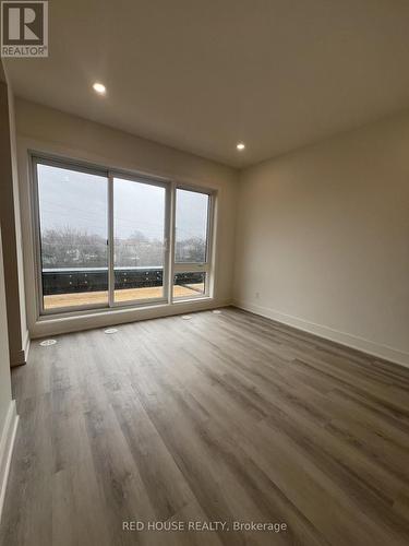 176 Everett Common, St. Catharines, ON - Indoor Photo Showing Other Room