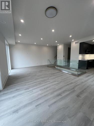 176 Everett Common, St. Catharines, ON - Indoor Photo Showing Other Room