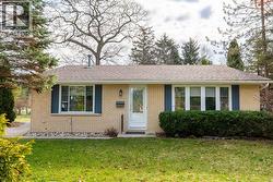 1644 Tyrie DRIVE Sarnia, ON N7V 3P7