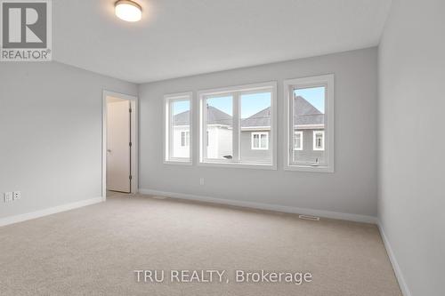 Bedroom - 75 Hackamore Crescent, Ottawa, ON - Indoor Photo Showing Other Room