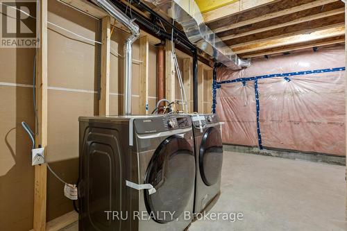 Laundry - 75 Hackamore Crescent, Ottawa, ON - Indoor Photo Showing Laundry Room