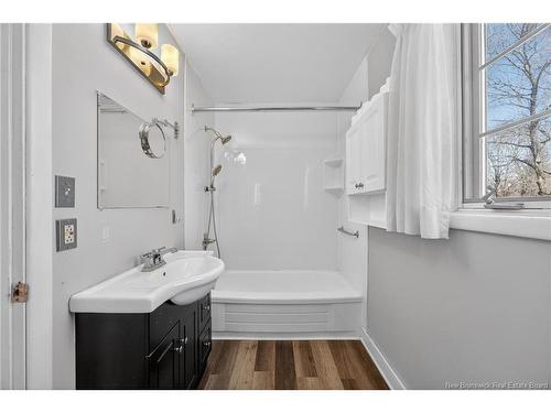 55 Woodfield Cres, Fredericton, NB 