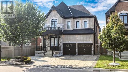 18 ROTONDO CRESCENT  Vaughan, ON L4H 4L9