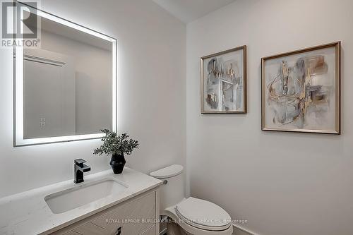 608 - 2060 Lakeshore Road, Burlington, ON - Indoor Photo Showing Bathroom