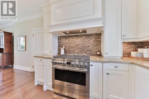 80 Oakes Drive, Mississauga, ON - Indoor Photo Showing Kitchen