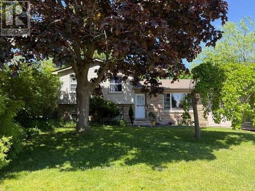 2 NORTHWOOD PLACE  St. Thomas, ON N5P 2J4