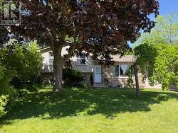 2 NORTHWOOD PLACE St. Thomas, ON N5P 2J4