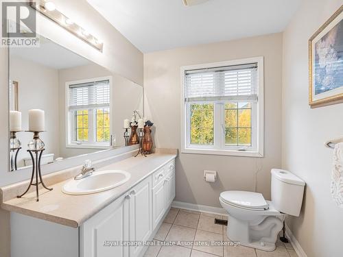 6214 Miriam Way, Mississauga, ON - Indoor Photo Showing Bathroom