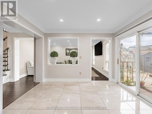 6214 Miriam Way, Mississauga, ON - Indoor Photo Showing Other Room