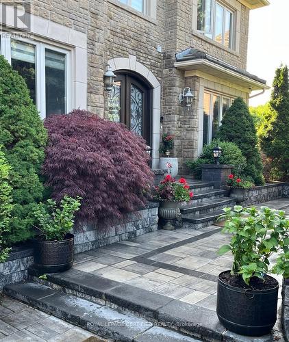 5128 Elderview Court, Mississauga, ON - Outdoor